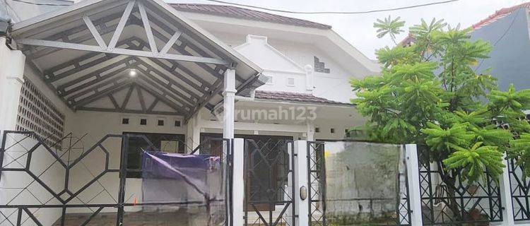  Rumah Semi Furnish Dekat Stasiun Krl Dan Mall Di Bintaro 1