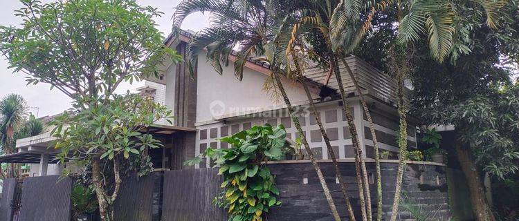 Rumah Hoek Semi Furnish Dekat Stasiun Kereta Dan Tol Bintaro 1