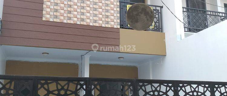 rumah baru cling2 murah di rawamangun , pulo gadung
 1