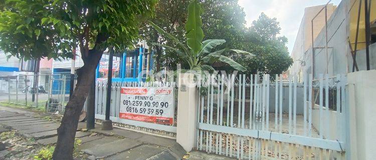 Rumah Biliton Selangkah ke Gubeng Pusat Kota Surabaya 1