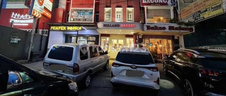 Affordable Strategic Shop House in BSD Boulevard Rawa Buntu 1