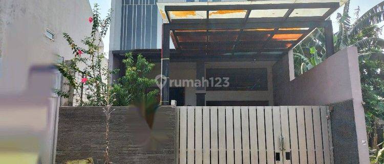 Dijual Rumah 2 Lantai Di Pondok Bambu, Duren Sawit Jakarta Timur  1