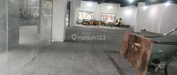 Jual Gedung 2.5 Lantai Di Tengah Kota Bandung 1