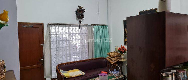 Dijual Rumah Kost Sayap Surya Sumantri 1