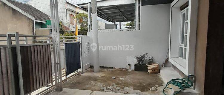 Jual Rumah Minimalis Tanah Luas di Cisaranten Kulon Arcamanik Bandung 1