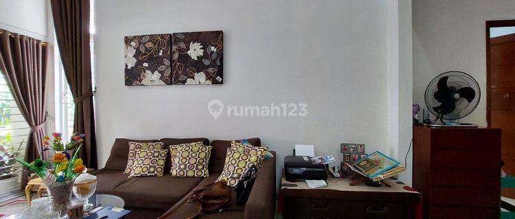 Dijual Rumah Bagus Siap Huni di Graha Bintaro 1