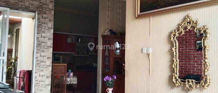 Dijual Rumah Bagus 1 Lantai di Villa Dago Tol 1