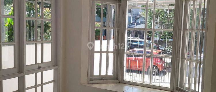 Dijual Rumah Siap Huni 2 Lantai di Bintaro Sektor 4 1