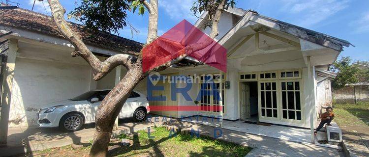 Rumah Bagus SHM di Jalan Tutut , Malang 1