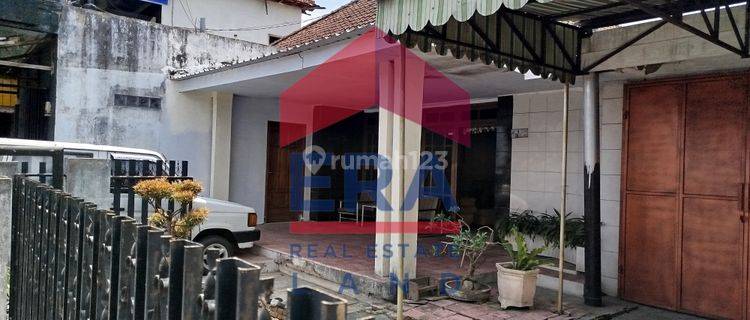 Rumah Bagus SHM di Jalan Semeru Selatan , Malang 1