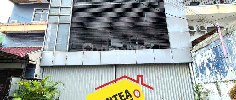 3-Story Shophouse Ready to Occupancy Near Bintaro Plaza - 0898 1