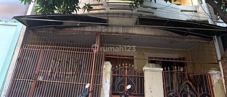 Jual Cepat Rumah Standart Tinggi Dari Jalan di Sunter Agung 1