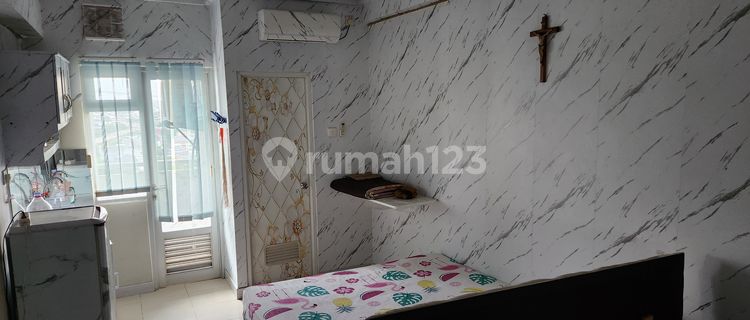 Disewakan!! Unit Apt. Grand Emerald Type Studio Siap Huni Full Furnish  1