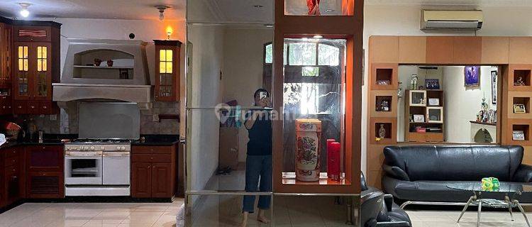 Rumah Semi Furnish Di Taman Semanan Indah Jakarta Barat Lokasi Strategis  1