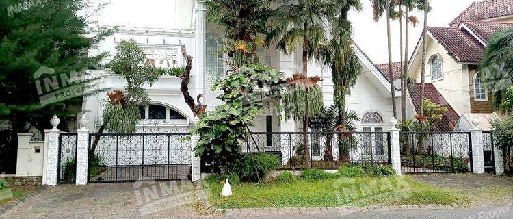 Rumah 2 Lantai Bagus Semi Furnished SHM di Pondok Blimbing Indah, Malang 1