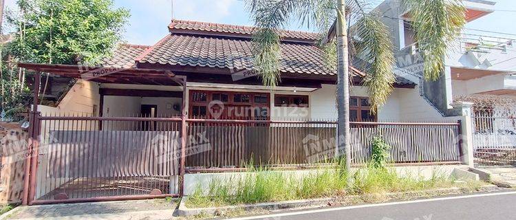 Disewakan Rumah 1 Lantai Bagus Minimalis Di Tidar, Malang 1