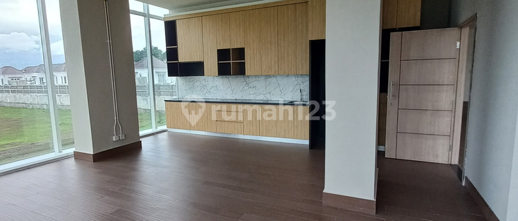 Disewakan Gudang Perkantoran 12 Lantai di Jalan Utama Gading Serpong 1