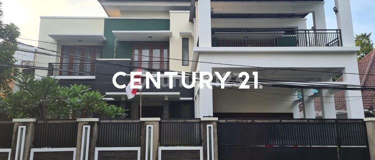 Menteng Plummets Drastically Luxury Homes Central Jakarta 1