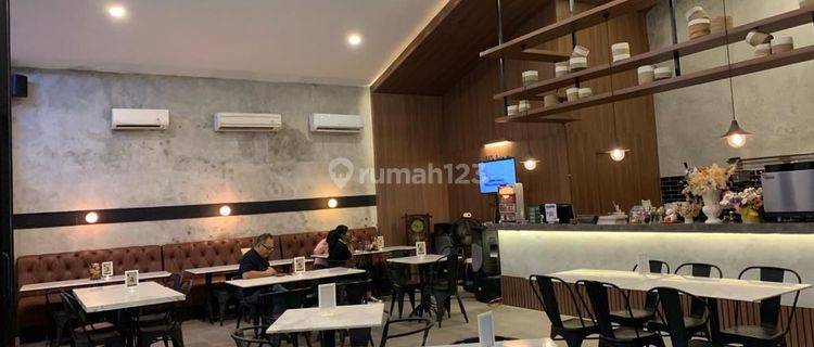 Cafe Luas Dijual Dekat Puri Mall - Kesempatan Bisnis Unik 1