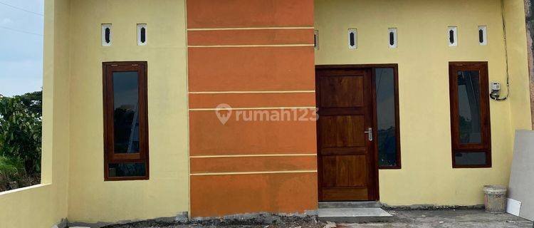 Rumah bary type 36 di Sragen dekat SMA N 3, Samsat 1