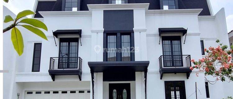 Rumah Ada Kolam Renang American Style Di Sektor 9 Bintaro  1