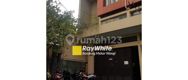 Shop House for Business on Moh Toha Main Road, 3 Floors 1