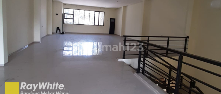 Ruko Usaha Mainroad Sudirman Unfurnished 1