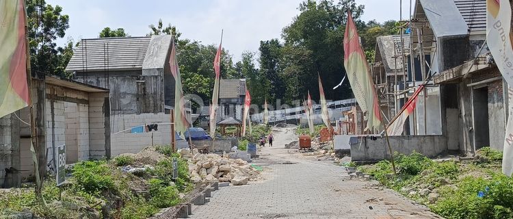 Serene House Near UMY, Just Minutes to PKU Hospital and Gamping Activity Center 1