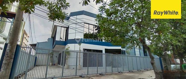 Disewakan Ruko 3 Lantai di Nol Jalan Raya Kenjeran Surabaya 1