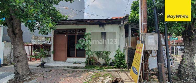 Dijual Rumah Pusat Kota di Jl Adityawarman Darmo Surabaya 1