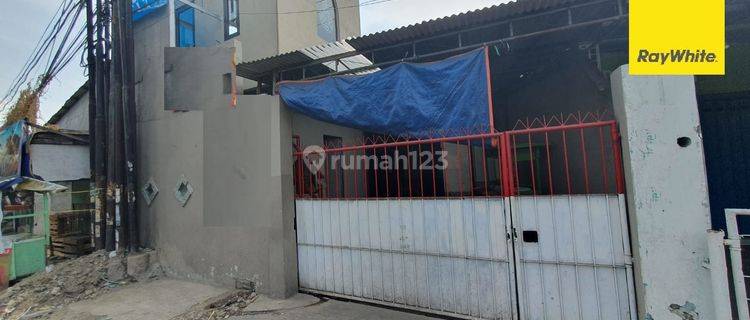 Dijual Rumah 2 Lantai di Nol Jalan Banyu Urip Surabaya 1