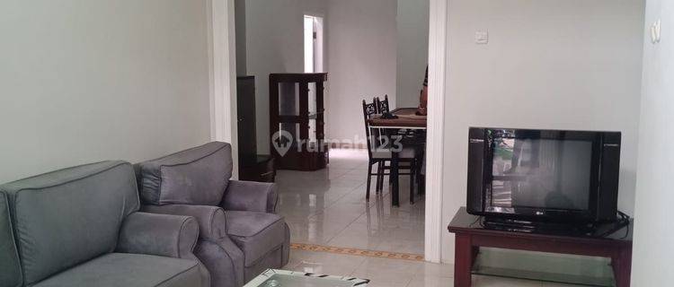 Dijual Rumah SHM Strategis di Jalan Aster Kediri 1