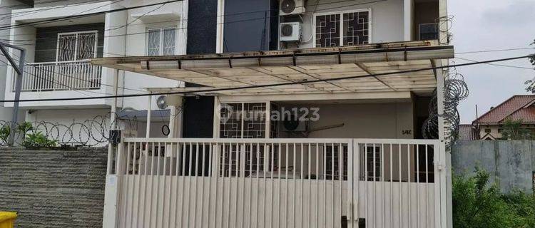 Rumah Cantik , 2,450 Milyar Kembangan Jakarta Barat  1