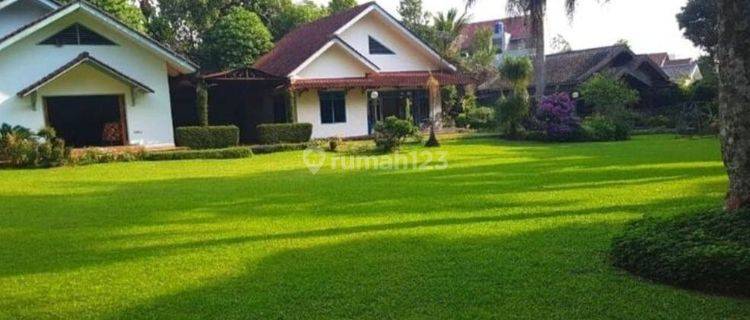 Jual Villa Asri dan nyaman, 7,5 Milyar di Cisarua Bogor  1