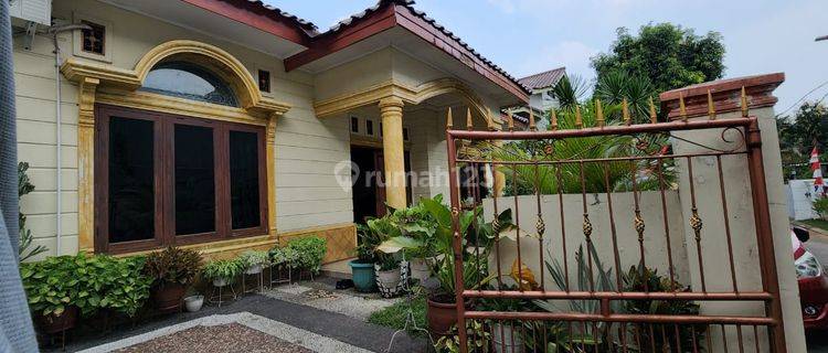 Rumah Siap Huni Nyaman Parkir Luas @Komplek Depsos, Pesanggrahan 1