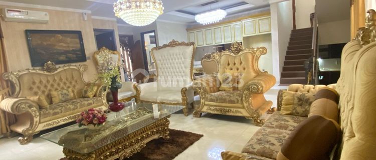 Disewa Rumah Mewah dan Megah Siap Huni @Bintaro Sektor 7 1