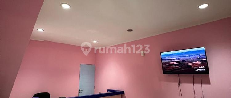 Ready-to-Use Shophouse with Strategic Location by the Highway @Graha Raya 1