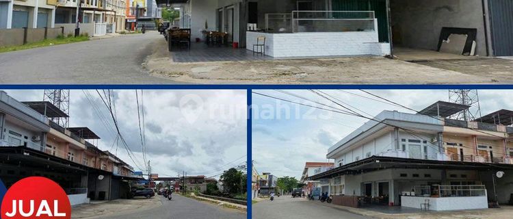 Ready-to-Use Shop House - Hook Position on Jl. Pondok Indah Lestari 1