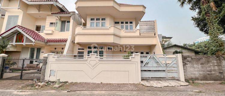 Rumah BAGUS Puri Kencana, Siap Huni, Hadap Barat 1