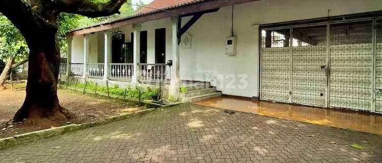 For Sale Menteng Premium Area, Wide Street 1