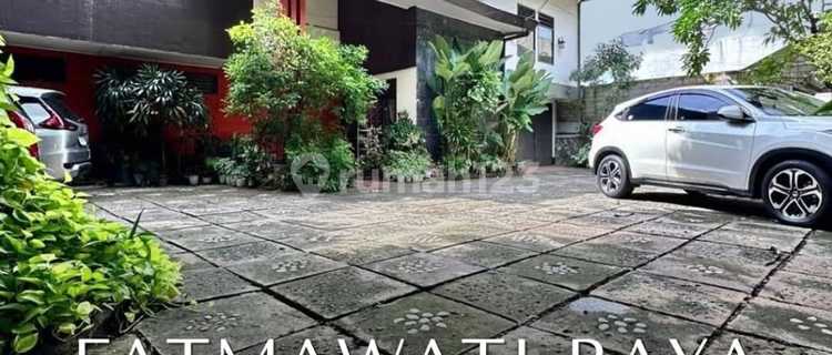 24-Room Boarding House in Commercial Area, Land Area Included 1