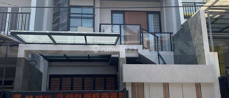 Rumah Minimalis 3,5 Lantai di Komplek Perumahan Sunter Siap Huni Lebar 6 Harga Nego Jakarta Utara  1