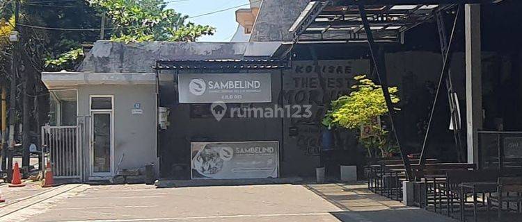 Disewa Murah Strategis Ex Cafe Raya Margorejo 
lt 30 X 45 M² Lb ± 800 M2 Strategis Hdp Utara
parkir Luas Pln 16.000 W Dekat Plaza Marina
*bank Mandiri
*papaya Fresh Gallery

 1