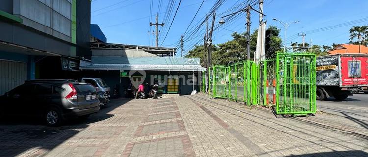 Strategic Raya Tandes Commercial Building 1