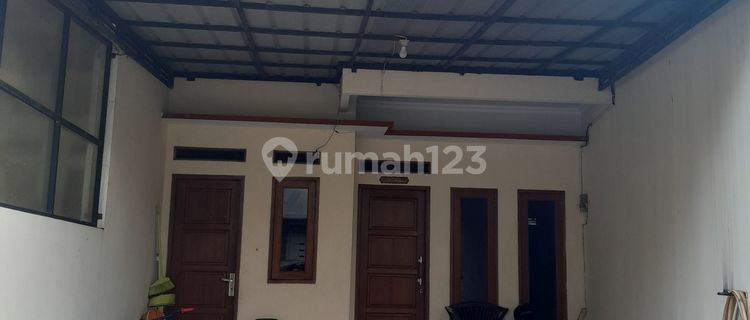 Rumah Cluster Dekat Pintu Tol Brigif Jagakarsa 1