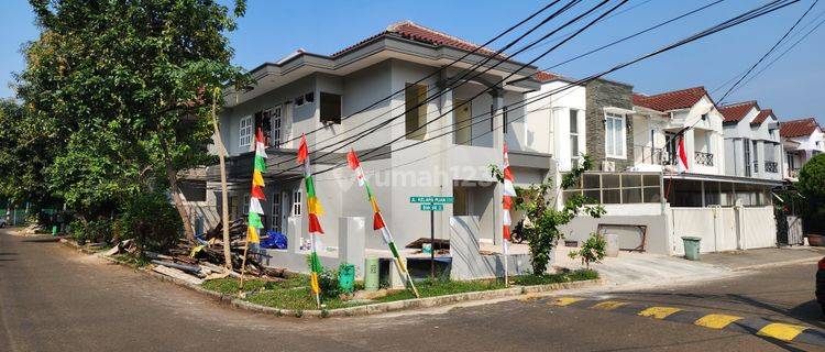 Rumah 2 Lantai Sudah Renovasi di Gading Serpong Sektor 1G, Tangerang 1