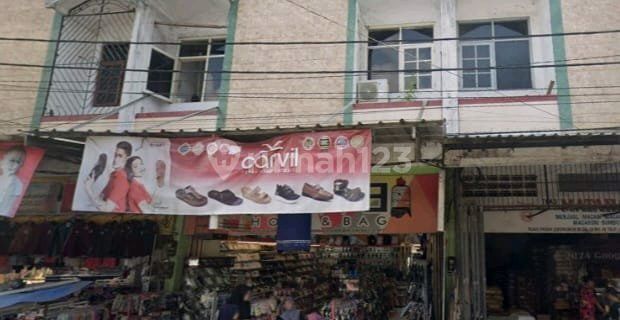Two-Story Shop House in the Center of Cikurubuk Market Bustle, Tasikmalaya 1