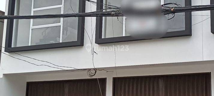 Ruko Baru Dengan Lokasi Strategis 3.5 Lantai di Taman Ratu Jakarta Barat 1