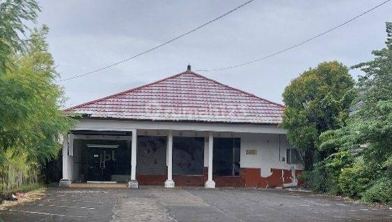 Ruang Usaha Murah Hitung Sewa Tanah di Jalan By Pass Ngurah Rai 1