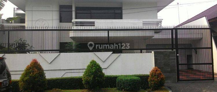 Disewakan Rumah Di Patra Kuningan 500m2 Bagus, Rapi, 5000 Usd Per Bulan 1